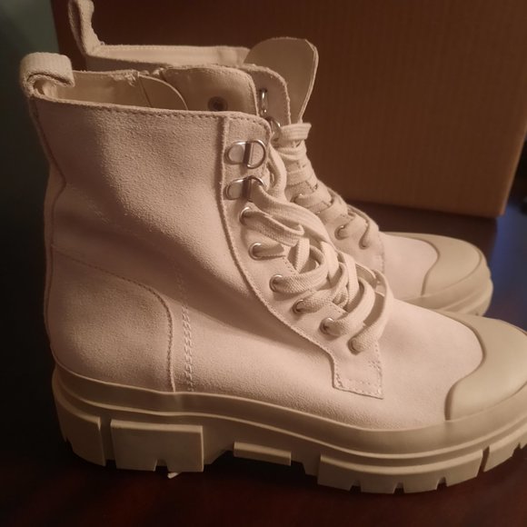 Treasure & Bond Raegin Platform Bootie in Ivory, Size 8.5 - Picture 3 of 6